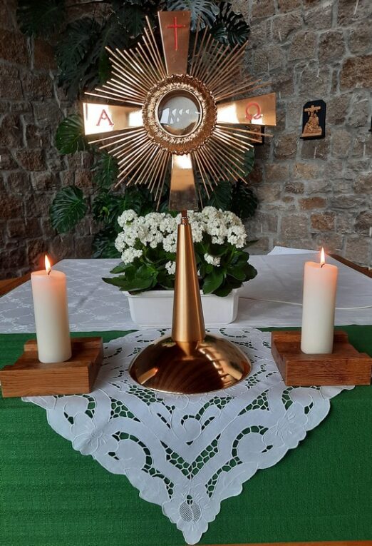 Änderung der Anbetung in St. Gebhard Mittelstadt