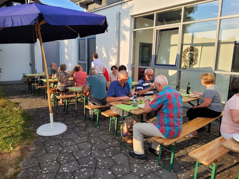 Grillen im Gemeindehaus Walddorf