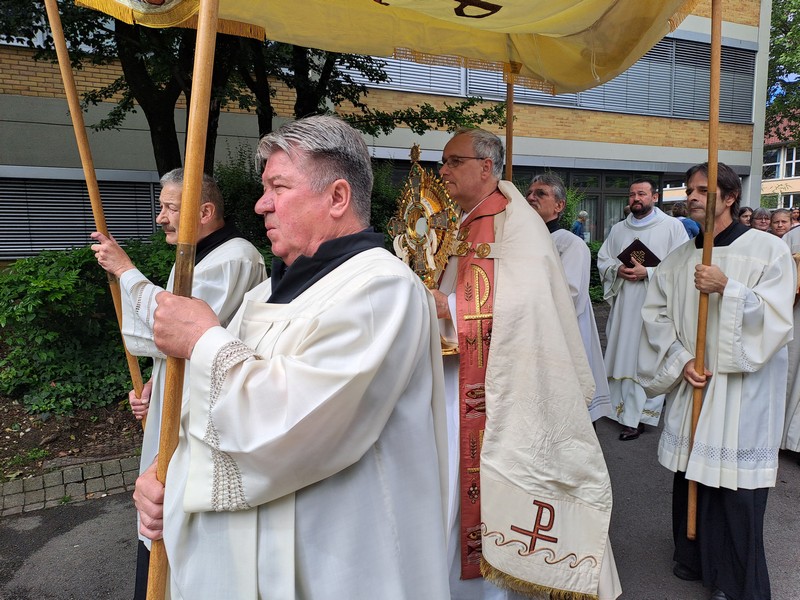 Fronleichnam in der Gesamtkirchengemeinde 2024